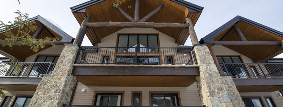 <Terrains à vendre à St Sauveur et Morin Heights dans les Laurentides au Canada>